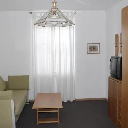 Hotel Garni Brunnenhof à Caldaro Extérieur photo
