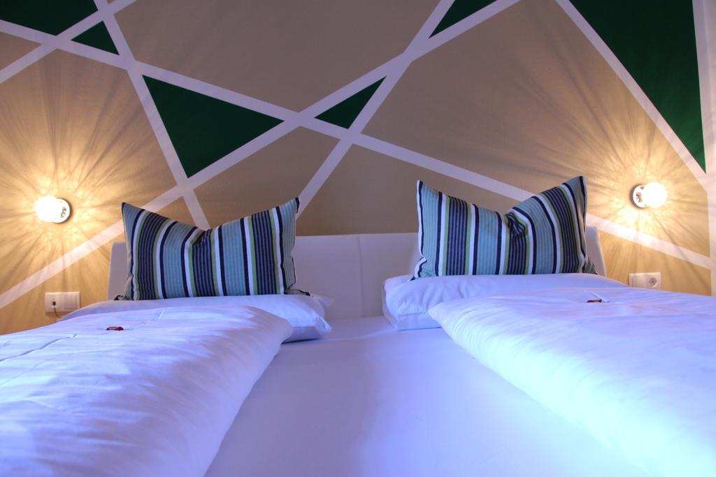 Hotel Garni Brunnenhof 2*